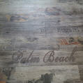 Design Belag mit Schrift und Bildern 